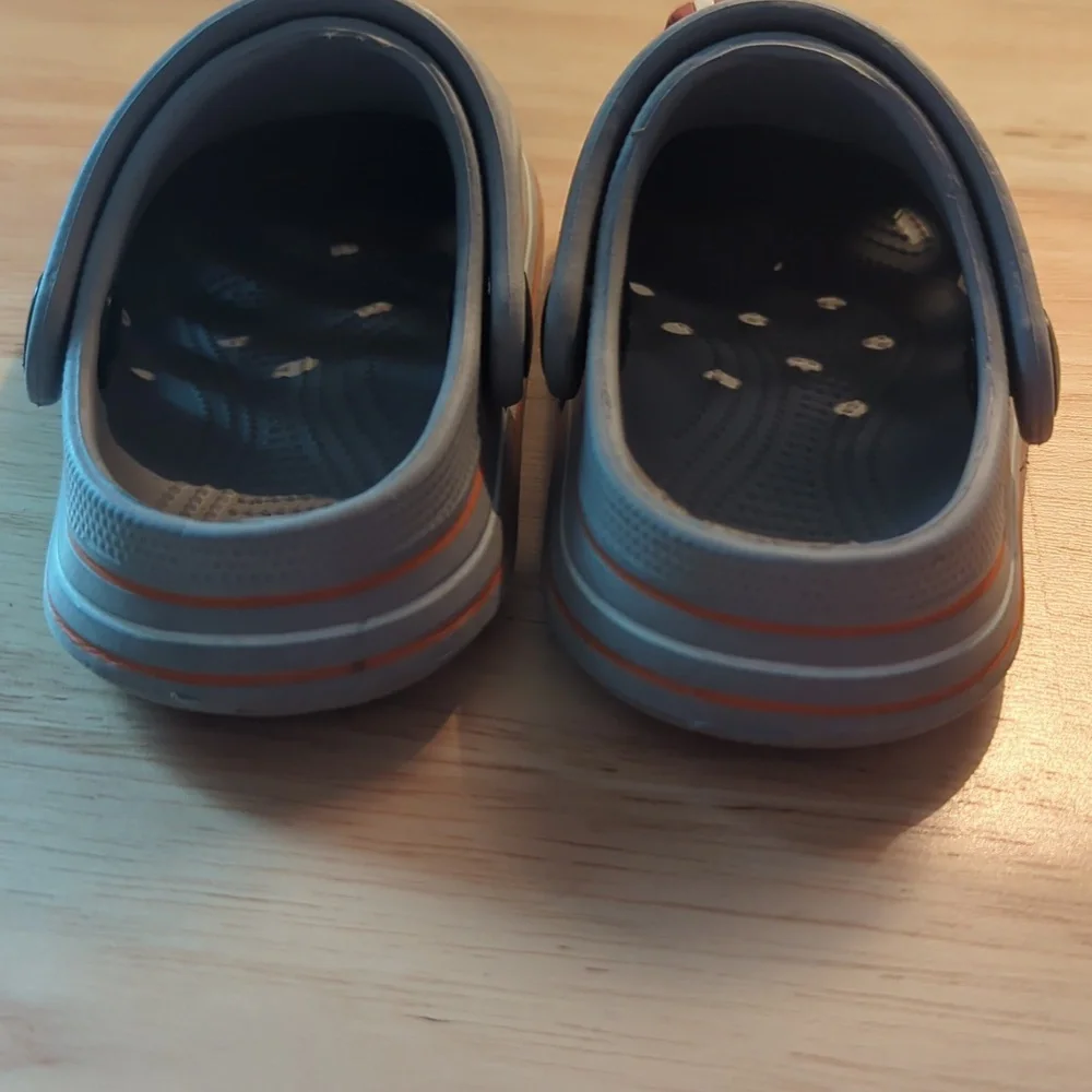 Kids Crocs - Picture 4 of 5